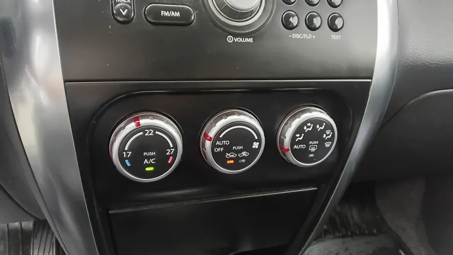 SUZUKI SX4 -