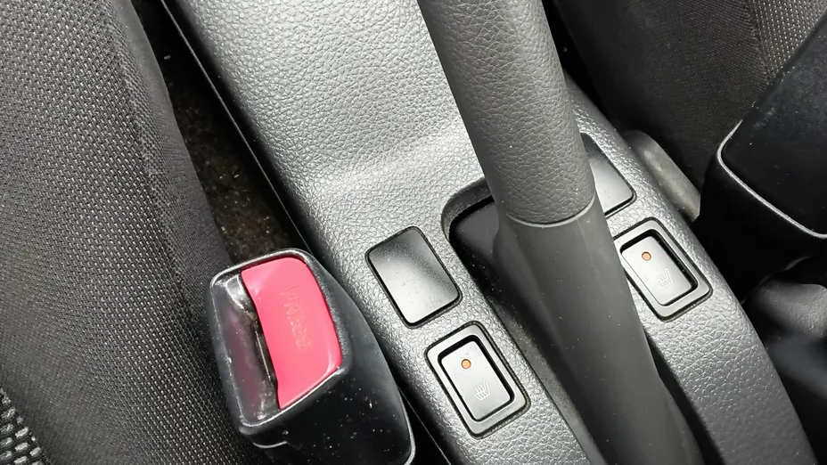 SUZUKI SX4 -