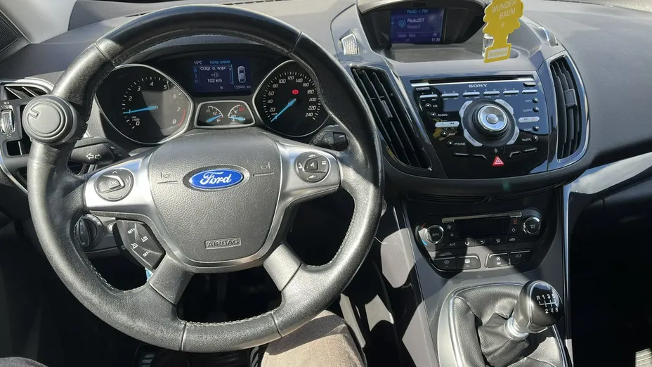 FORD Kuga -
