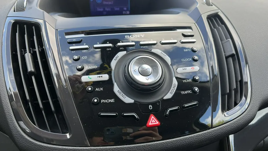 FORD Kuga -