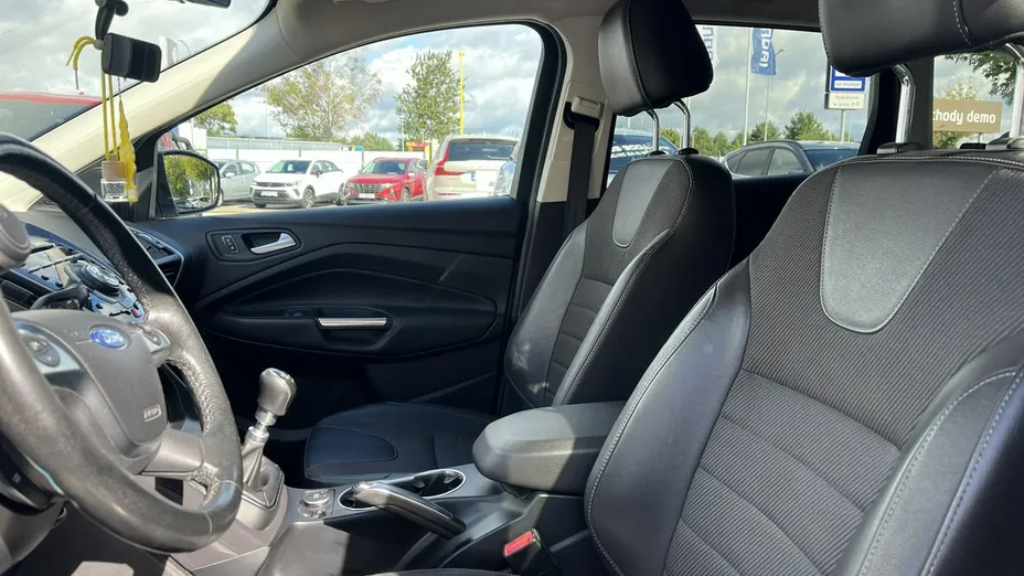 FORD Kuga -