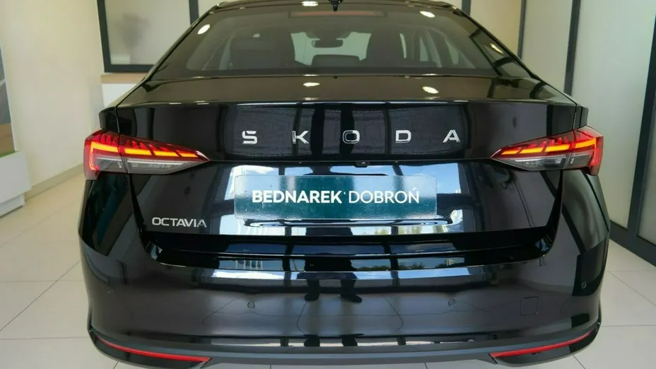 SKODA Octavia -