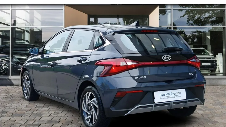 HYUNDAI i20 -