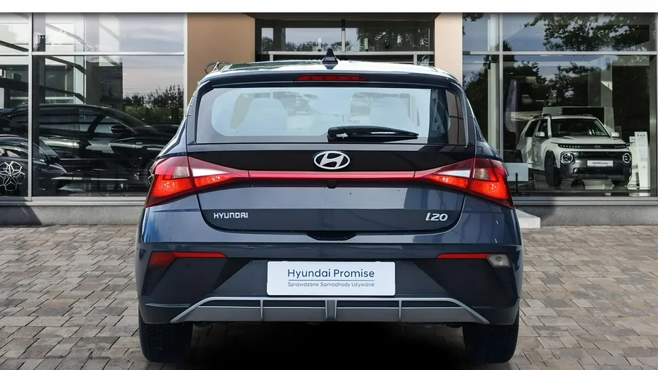 HYUNDAI i20 -