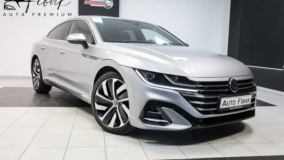 VOLKSWAGEN Arteon -