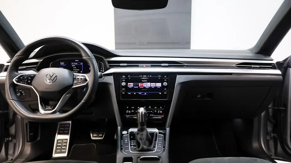 VOLKSWAGEN Arteon -