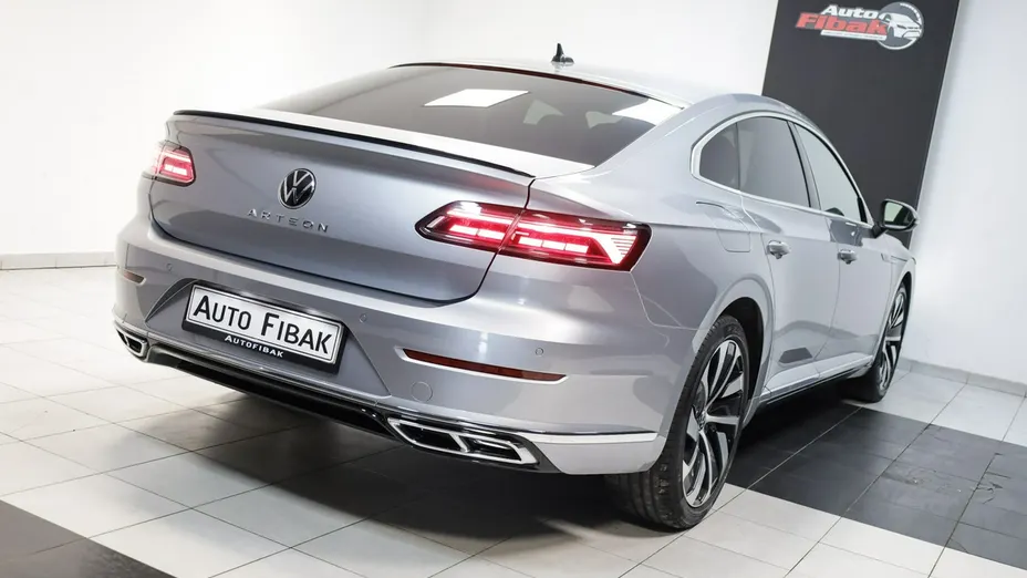 VOLKSWAGEN Arteon -