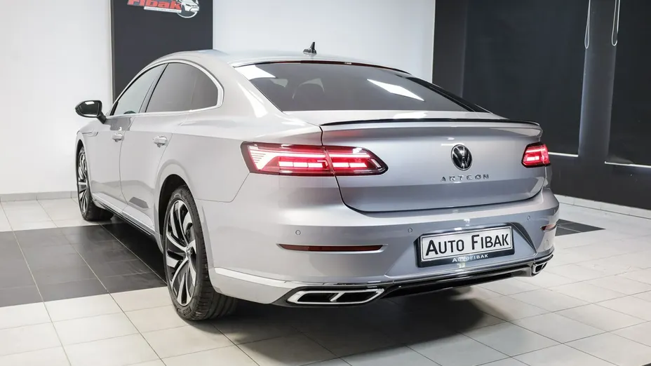 VOLKSWAGEN Arteon -