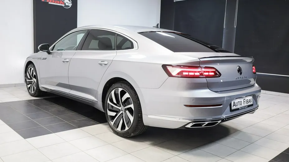 VOLKSWAGEN Arteon -