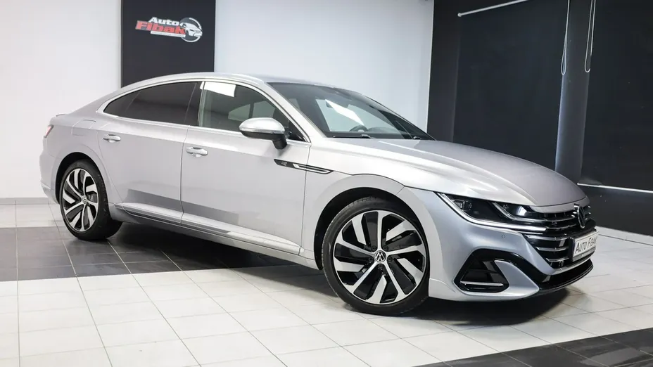 VOLKSWAGEN Arteon -