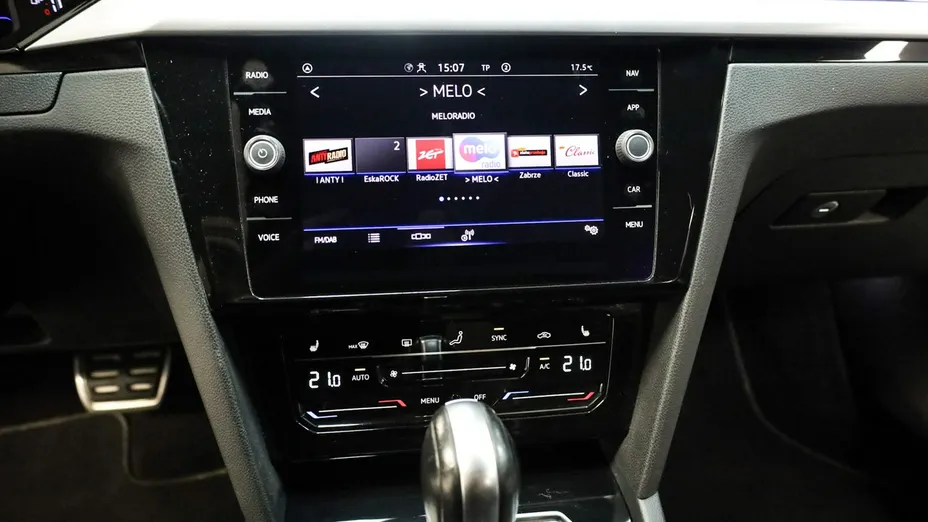 VOLKSWAGEN Arteon -