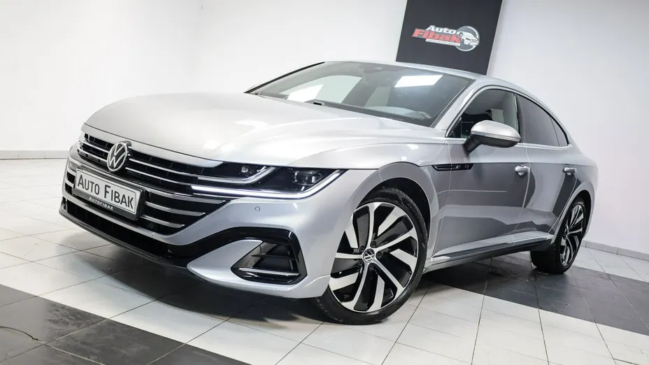 VOLKSWAGEN Arteon -
