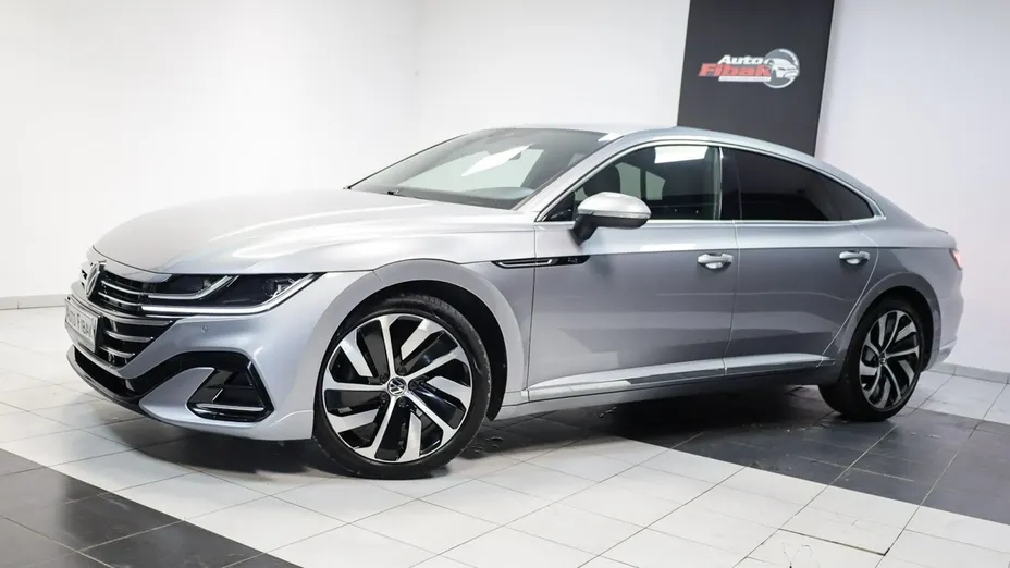 VOLKSWAGEN Arteon -