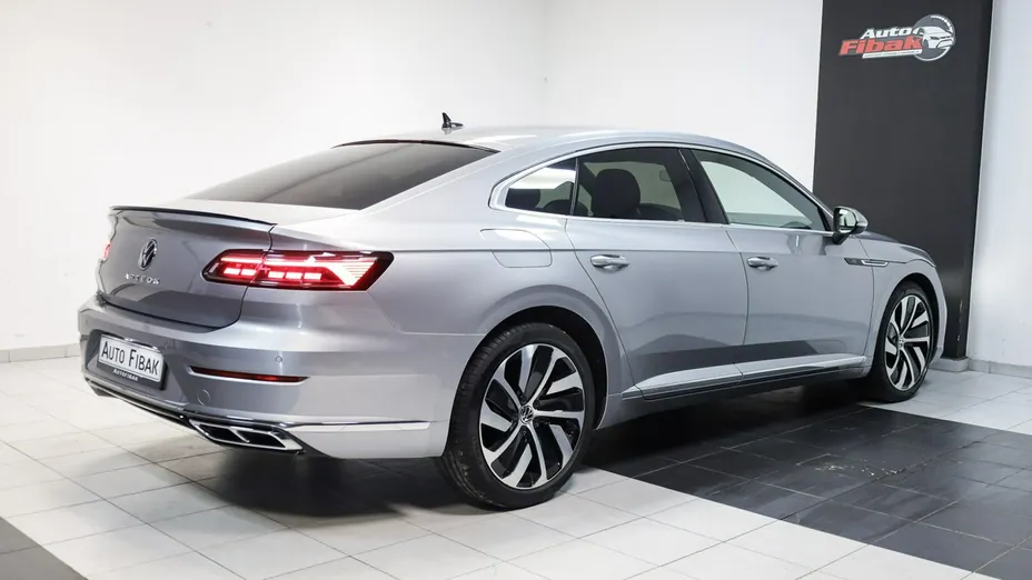 VOLKSWAGEN Arteon -