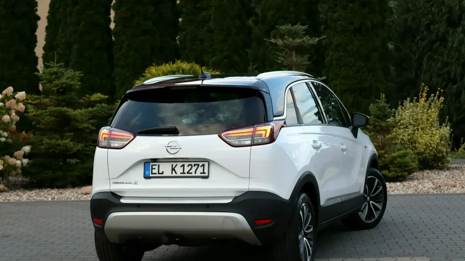 OPEL Crossland X -