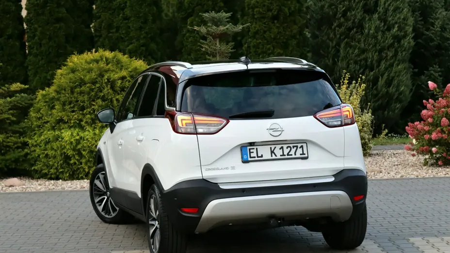 OPEL Crossland X -