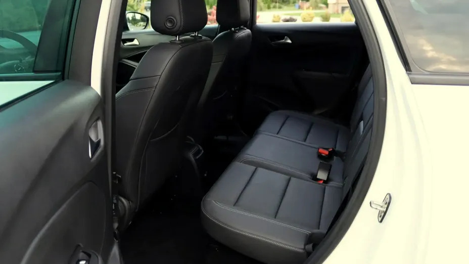 OPEL Crossland X -