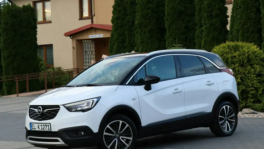 OPEL Crossland X -