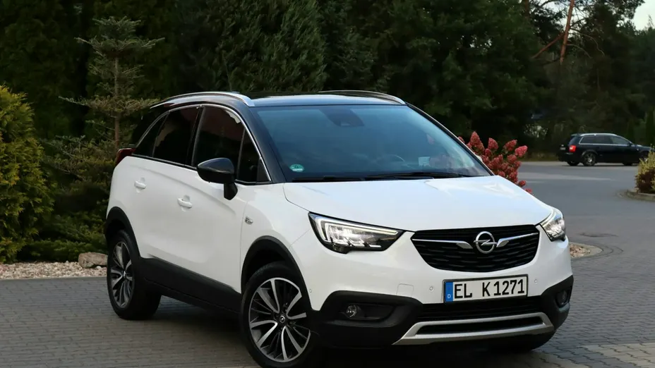 OPEL Crossland X -