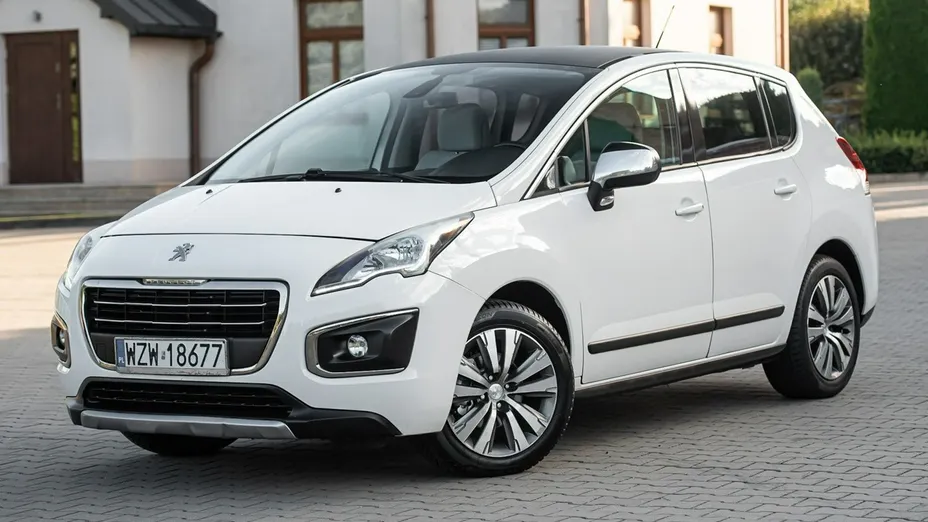 PEUGEOT 3008 -