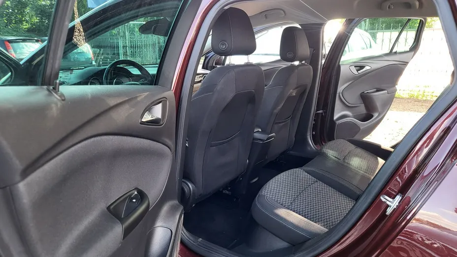 OPEL Astra -