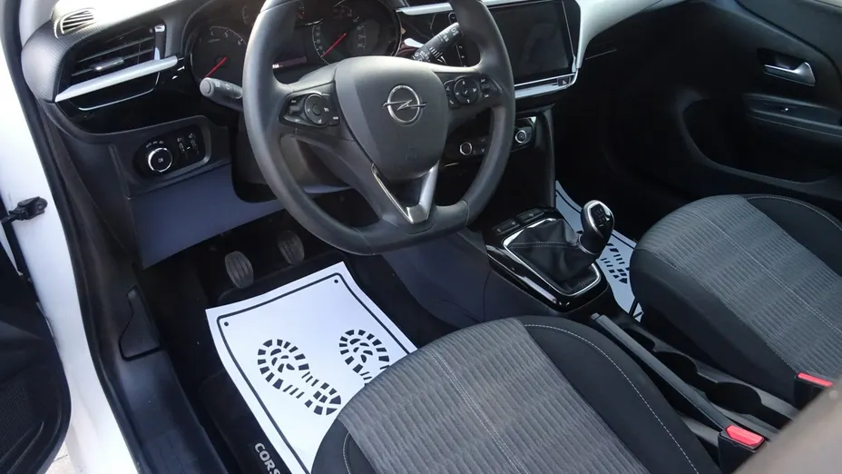 OPEL Corsa -