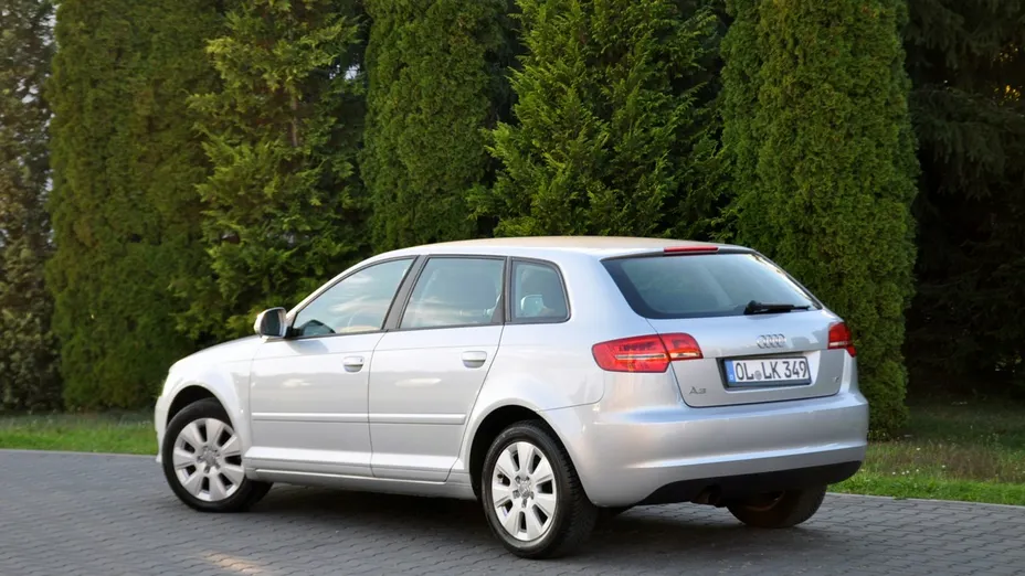 AUDI A3 Sportback -