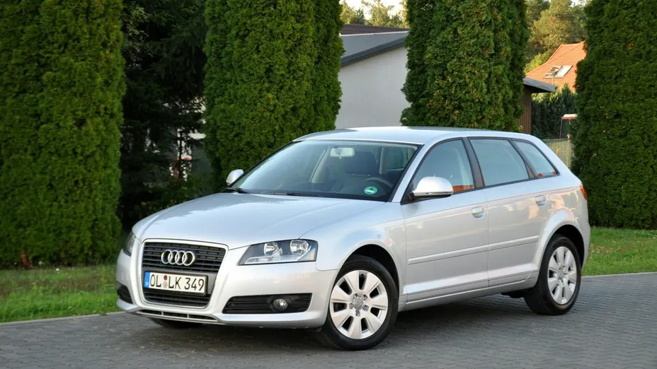 AUDI A3 Sportback -