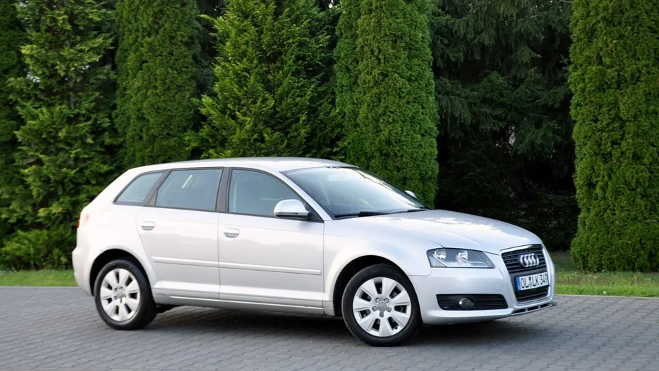 AUDI A3 Sportback -