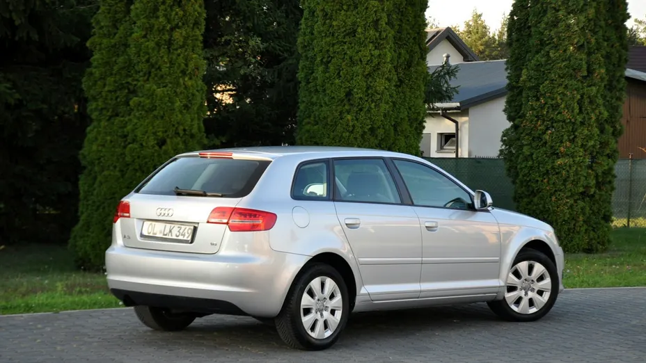 AUDI A3 Sportback -