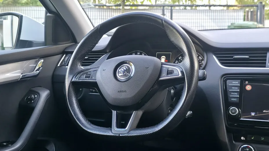 SKODA Octavia -