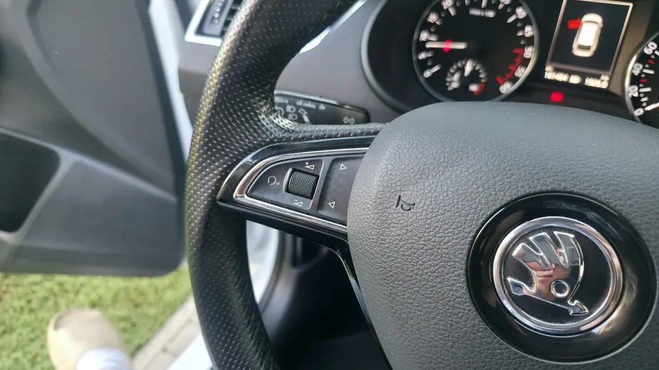 SKODA Octavia -