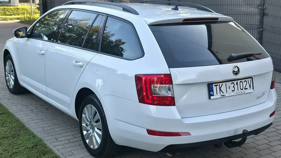 SKODA Octavia -