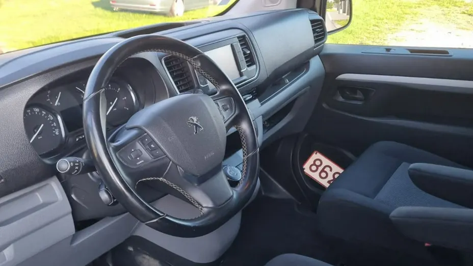 PEUGEOT Expert -