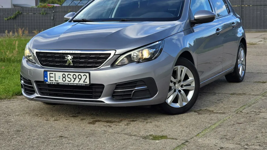 PEUGEOT 308 -