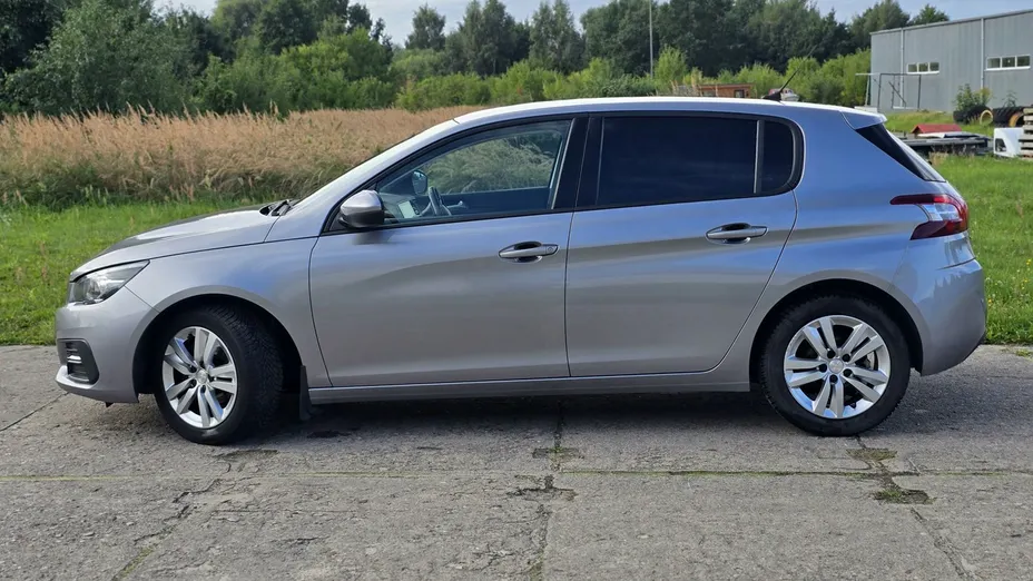 PEUGEOT 308 -