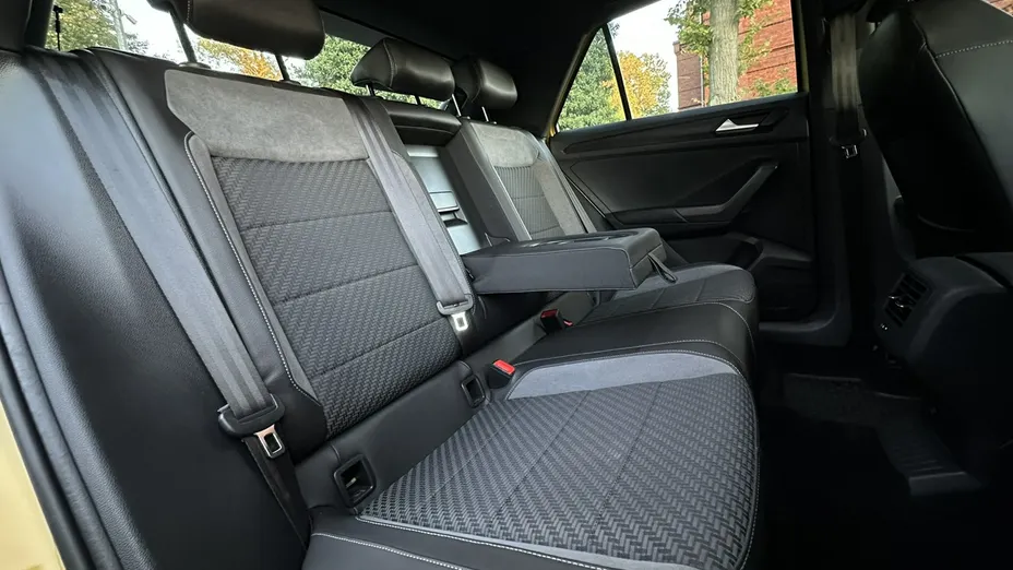 VOLKSWAGEN T-Cross -