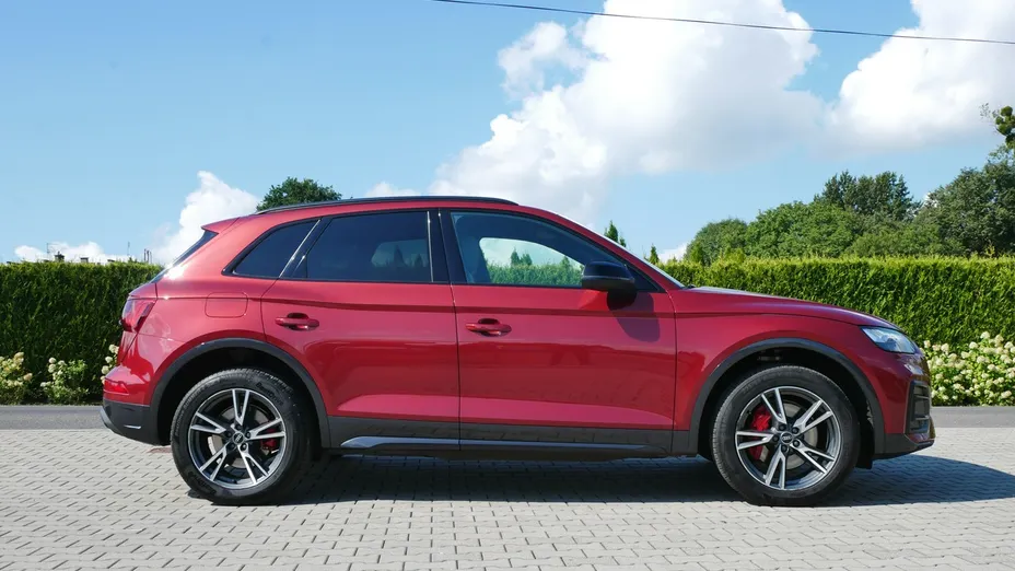 AUDI Q5 -