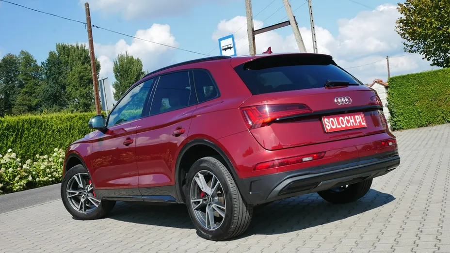 AUDI Q5 -