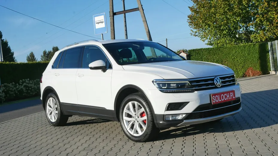 VOLKSWAGEN Tiguan -