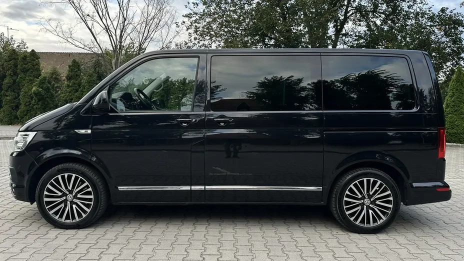 VOLKSWAGEN Multivan -