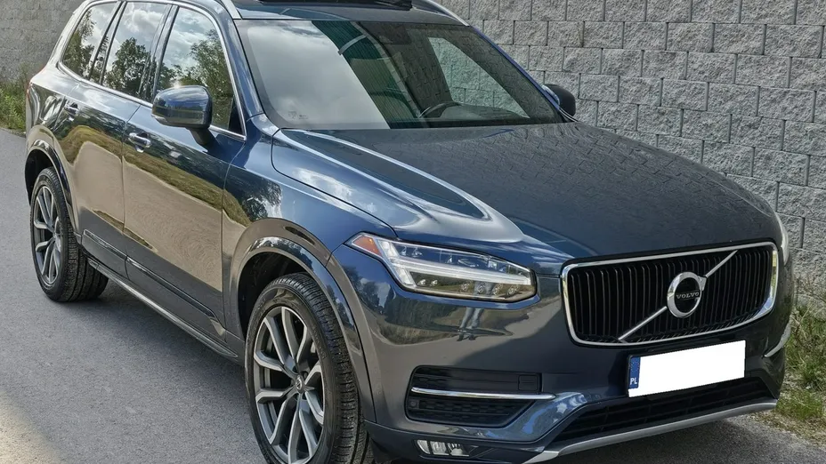 VOLVO XC90 -