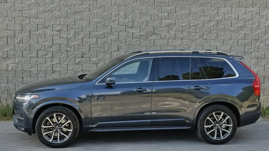 VOLVO XC90 -
