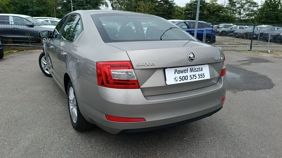 SKODA Octavia -