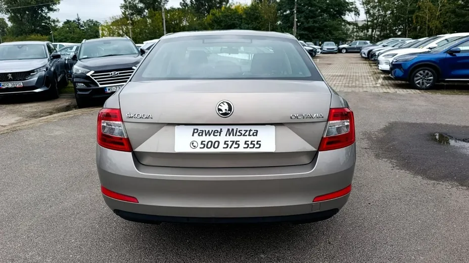 SKODA Octavia -