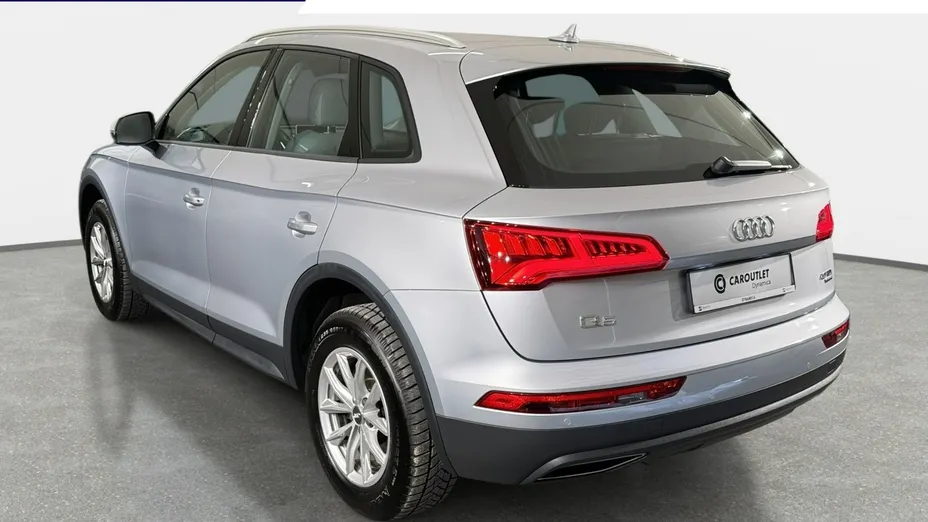 AUDI Q5 -