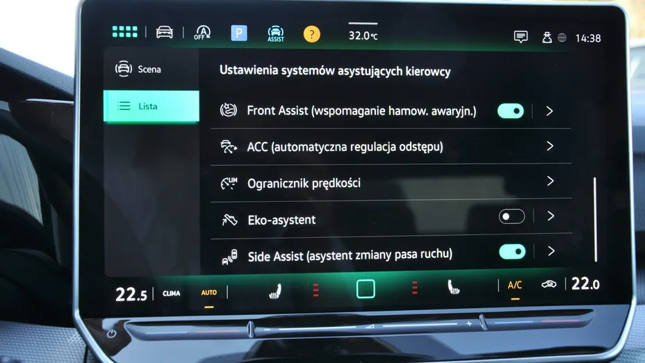 VOLKSWAGEN Golf -