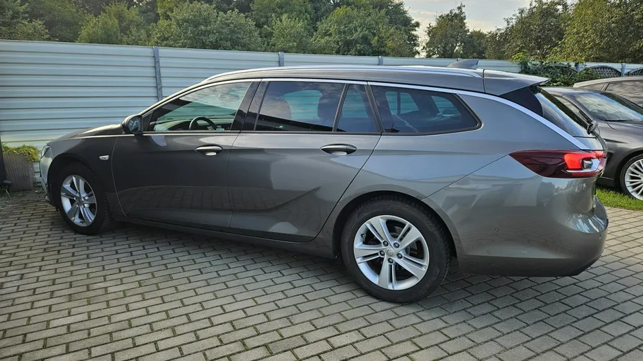 OPEL Insignia -