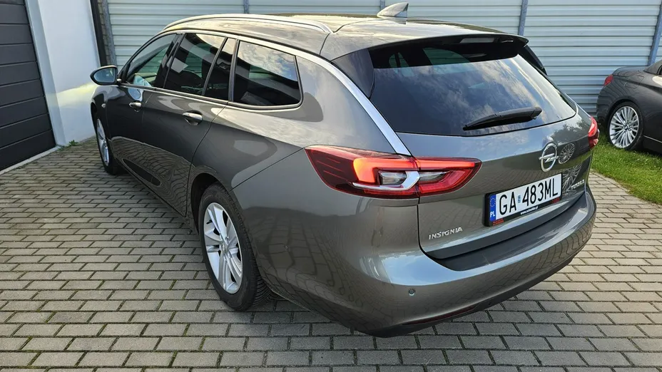 OPEL Insignia -