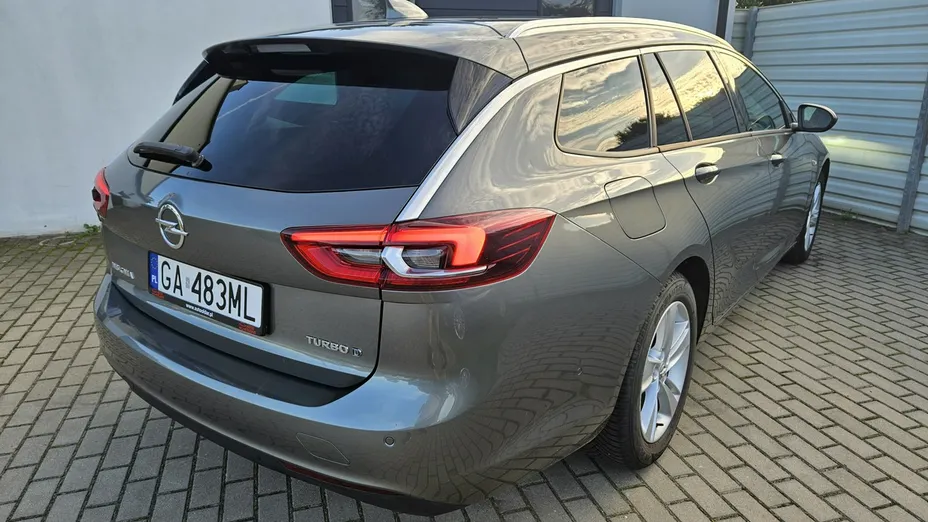 OPEL Insignia -